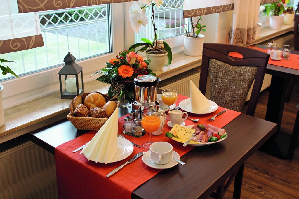 Pension Haus Waldfrieden, Meinecardplus Inklusive Willingen  Ngoại thất bức ảnh