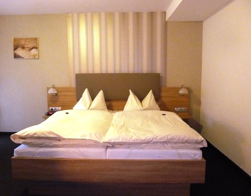 Pension Haus Waldfrieden, Meinecardplus Inklusive Willingen  Ngoại thất bức ảnh
